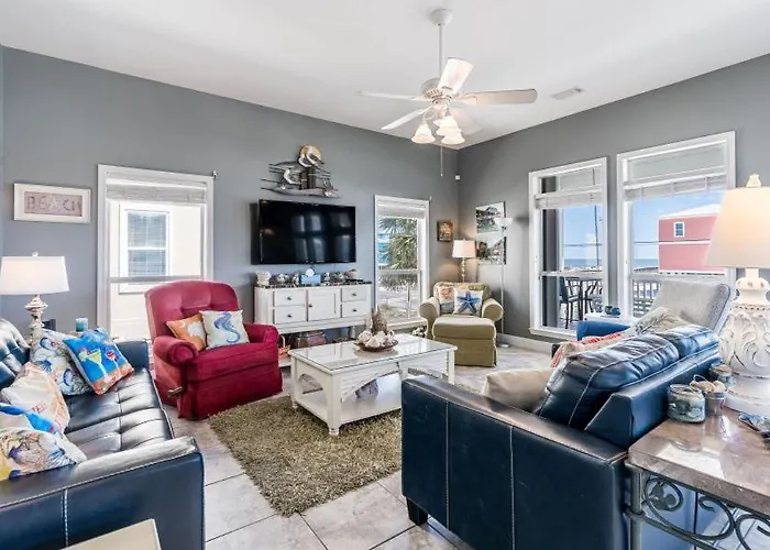 Apartment Lyndi Lous House